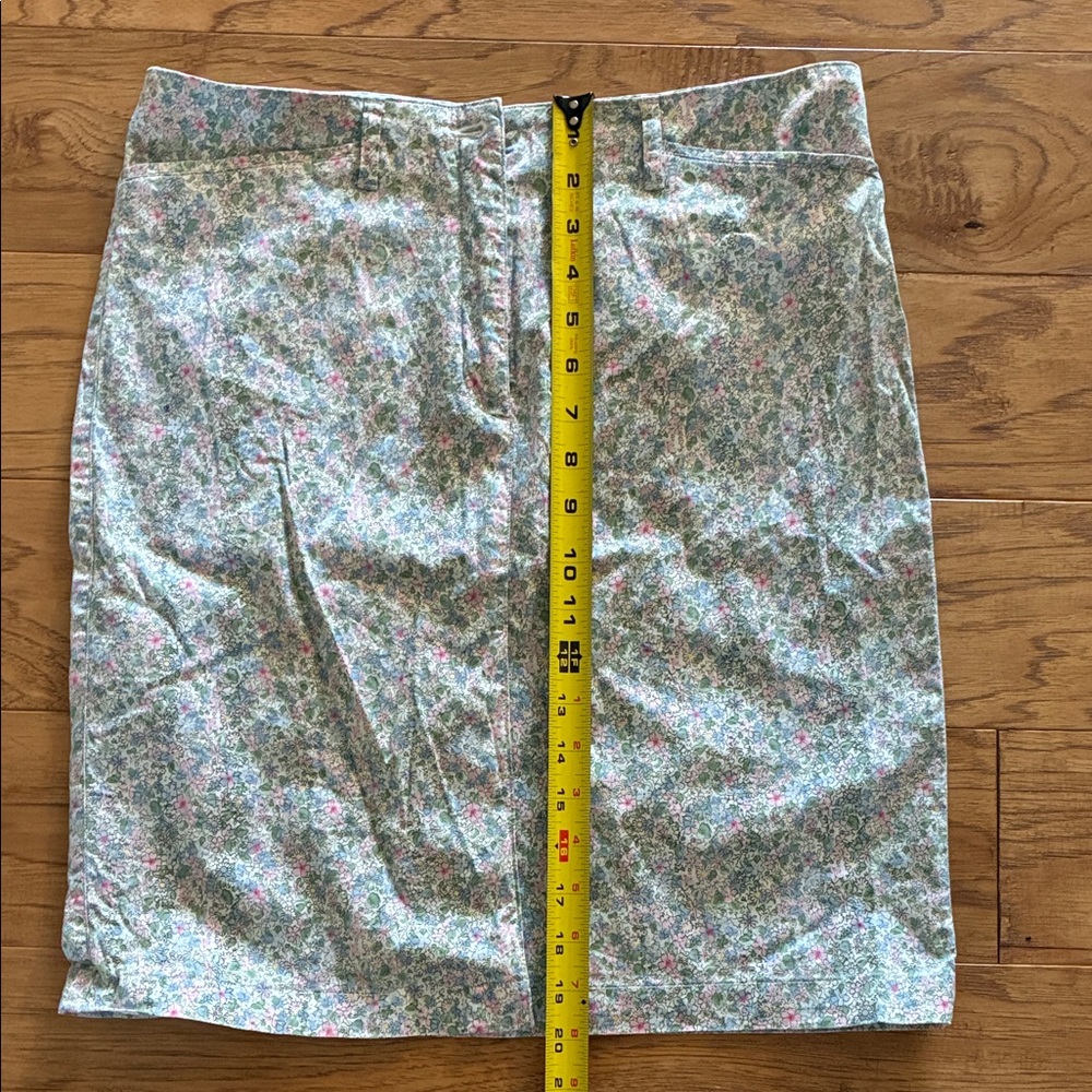 Jones New York stretch sport skirt size 8
